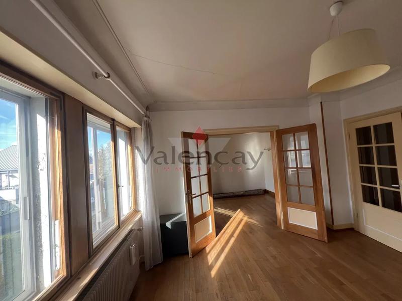 Maison - 95 m² - 5 pièces