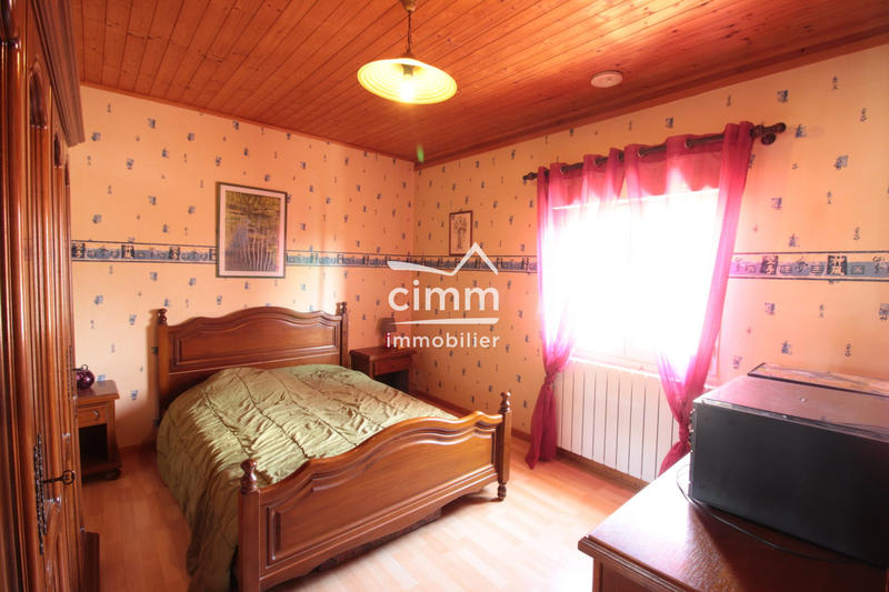 Maison - 209 m² - 8 pièces