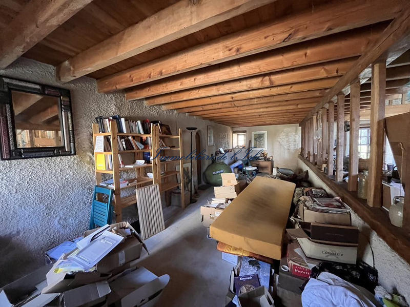 Maison - 282 m² - 7 pièces