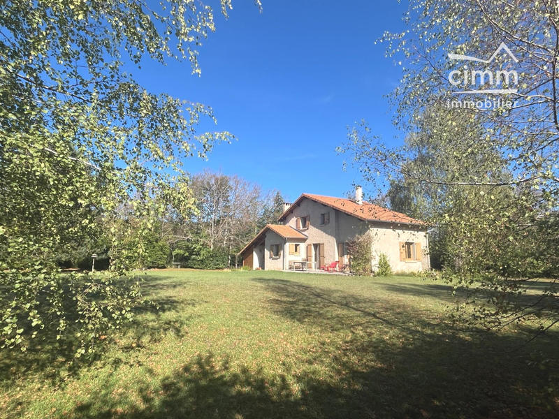 Maison - 157 m² - 6 pièces