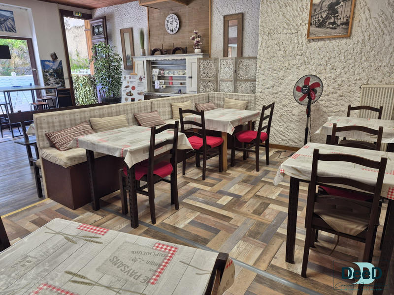 Local commercial - 200 m²