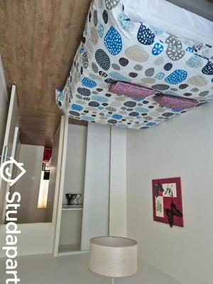 Chambre - 10 m² - 1 pièce