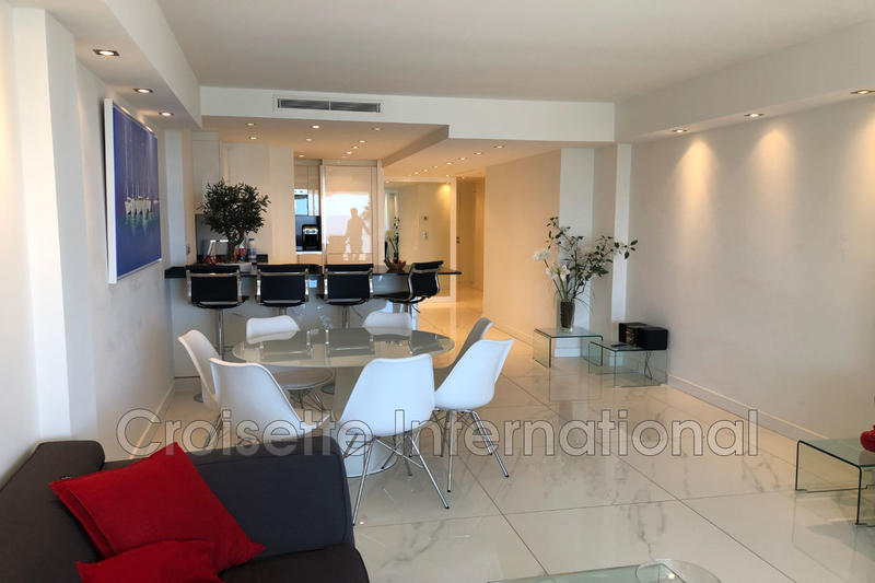 Appartement - 112 m² - 4 pièces