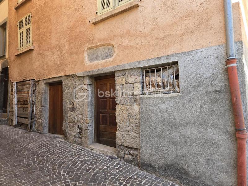 Maison de village - 289 m² - 7 pièces