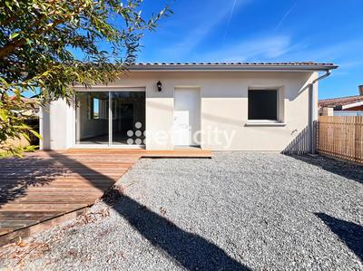 Maison - 76 m² - 4 pièces