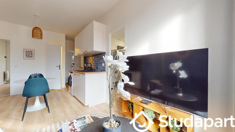 Chambre - 11 m² - 1 pièce