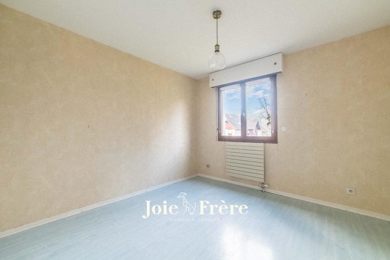 Appartement - 80 m² - 3 pièces
