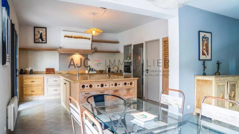 Maison - 124 m² - 4 pièces