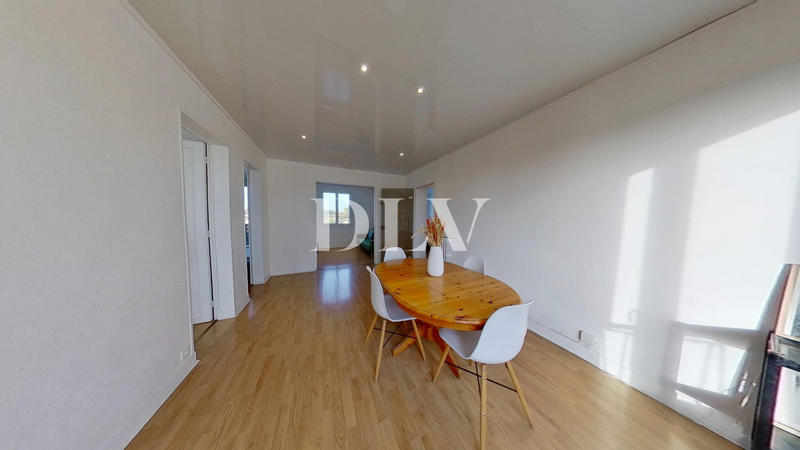 Appartement - 69 m² - 5 pièces