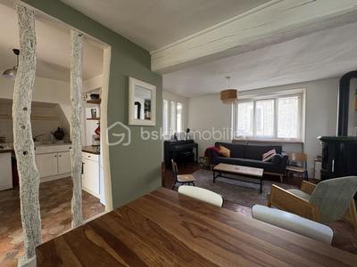 Maison - 110 m² - 4 pièces