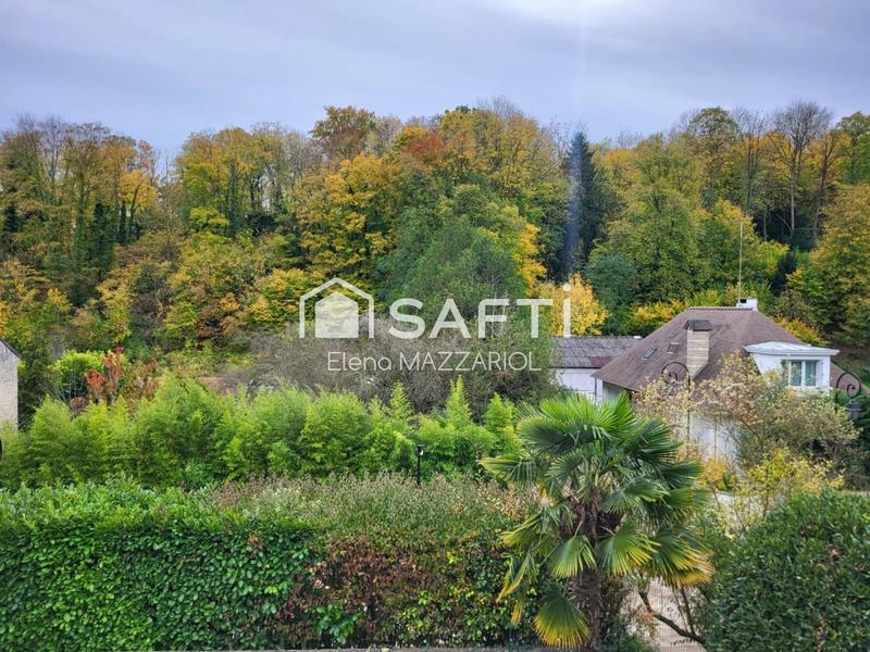 Maison - 180 m² - 7 pièces