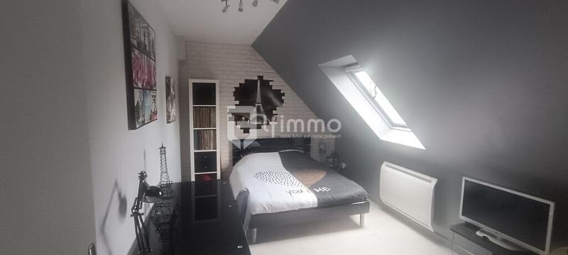 Maison - 121 m² - 8 pièces