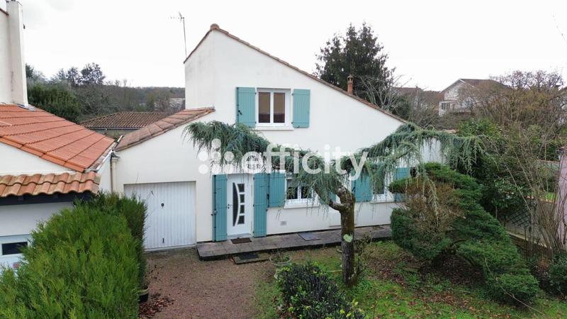 Pavillon - 104 m² - 5 pièces