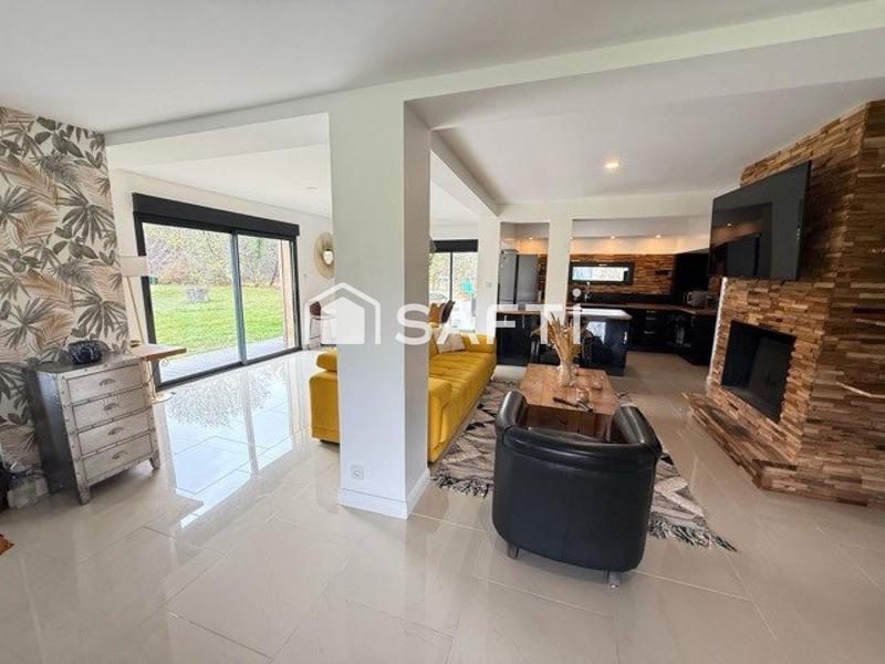 Maison - 128 m² - 5 pièces