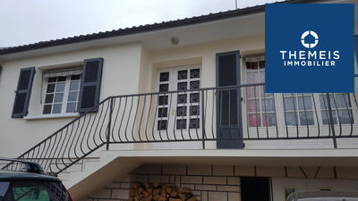 Maison traditionnelle - 89 m² - 7 pièces