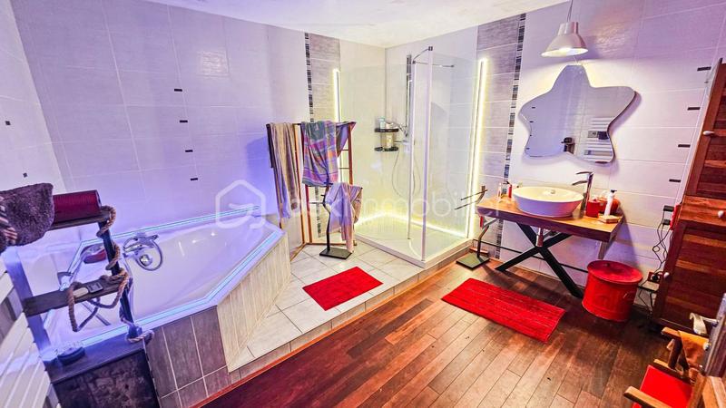 Maison de village - 228 m² - 7 pièces