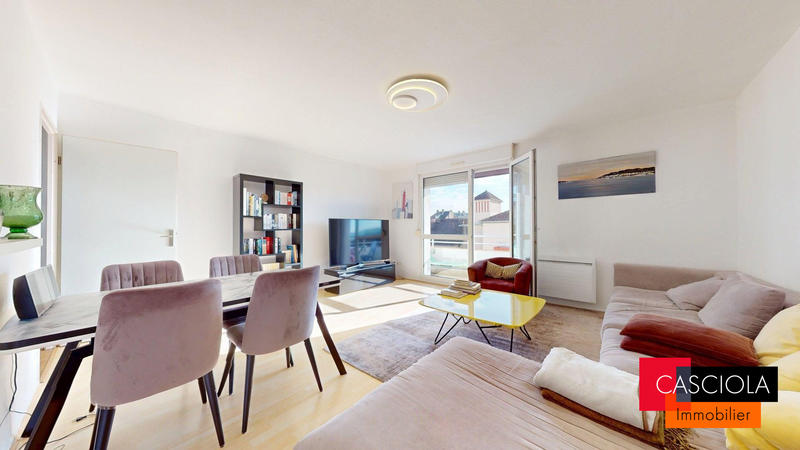 Appartement - 84 m² - 4 pièces