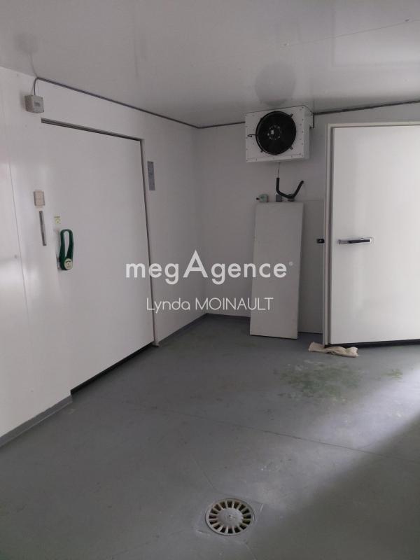 Local commercial - 147 m² - 6 pièces