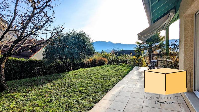 Maison - 97 m² - 5 pièces