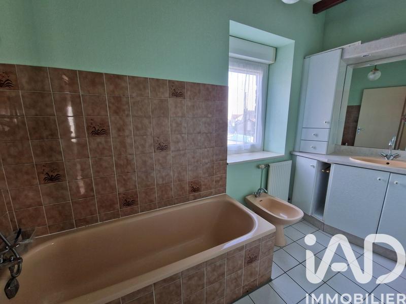 Maison - 389 m² - 9 pièces