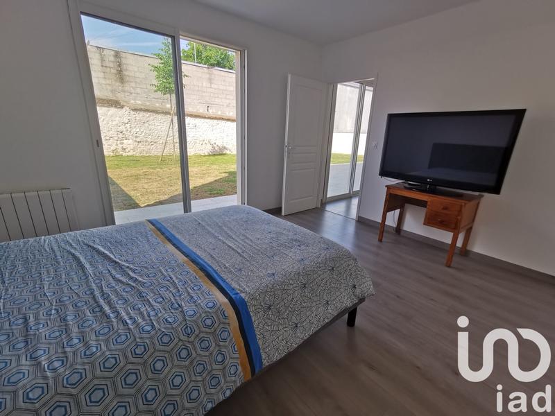 Maison - 225 m² - 9 pièces