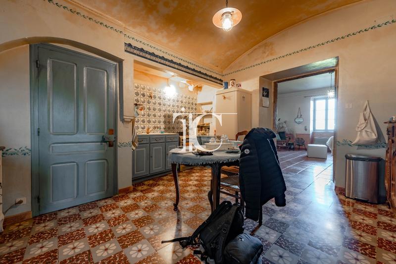 Maison - 141 m² - 6 pièces