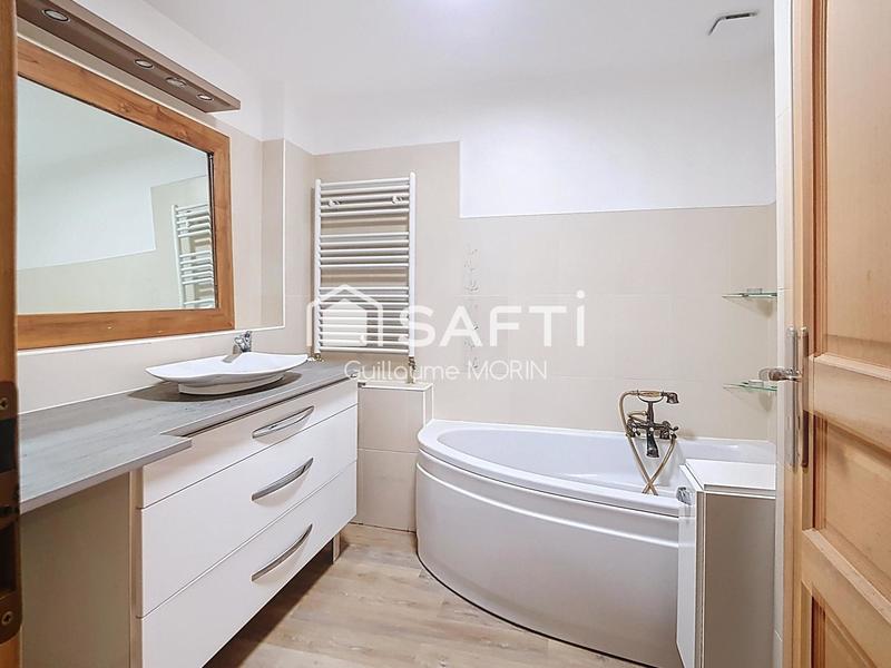 Maison - 100 m² - 4 pièces