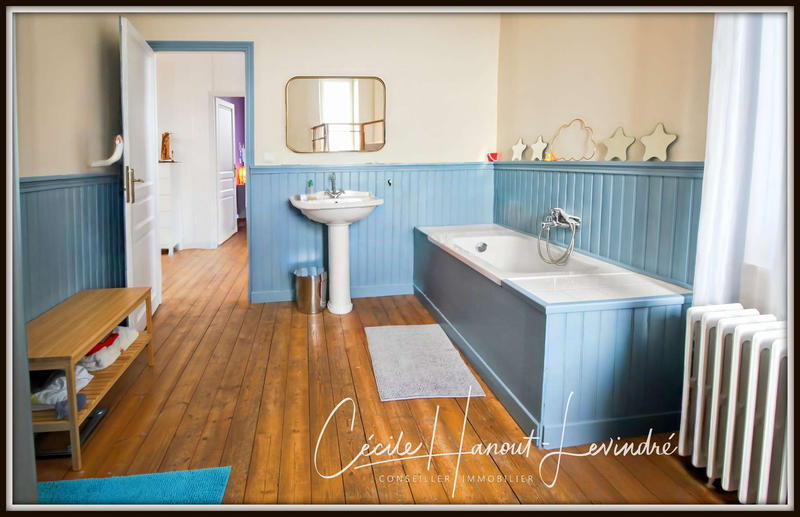 Maison - 188 m² - 8 pièces