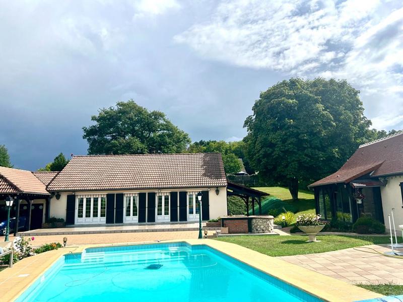 Maison - 160 m² - 7 pièces