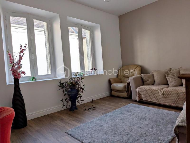 Maison traditionnelle - 108 m² - 5 pièces