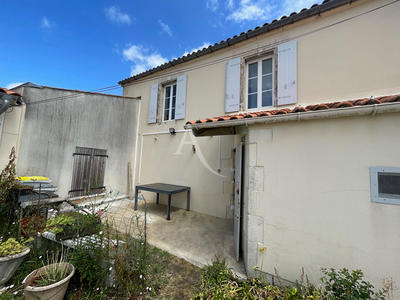 Maison - 87 m² - 4 pièces