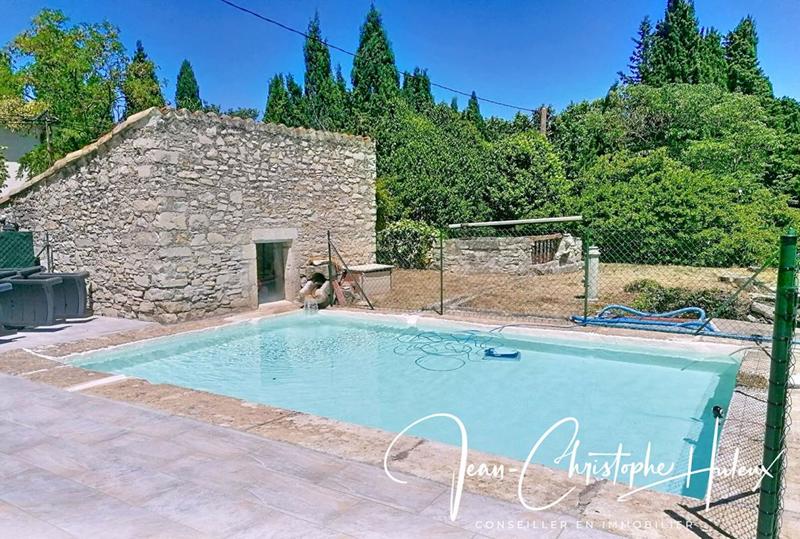 Maison - 418 m² - 18 pièces