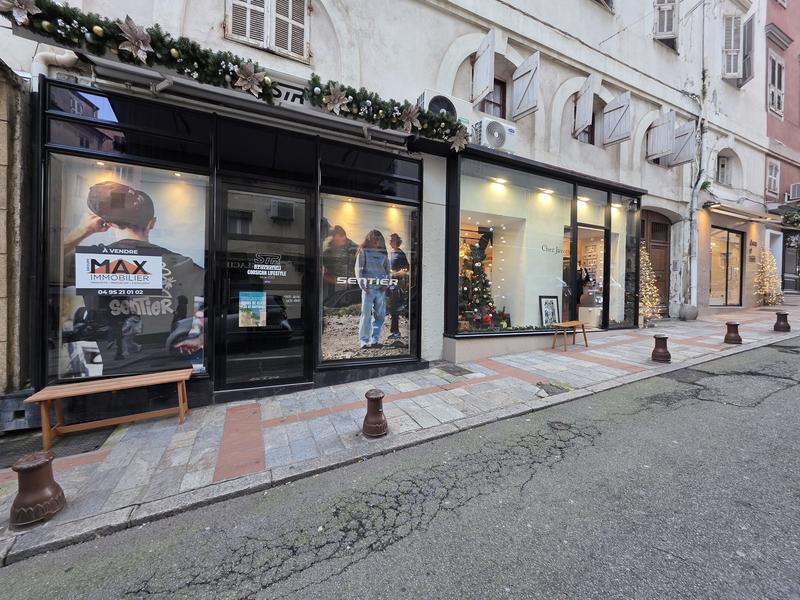 Local commercial - 23 m² - 2 pièces