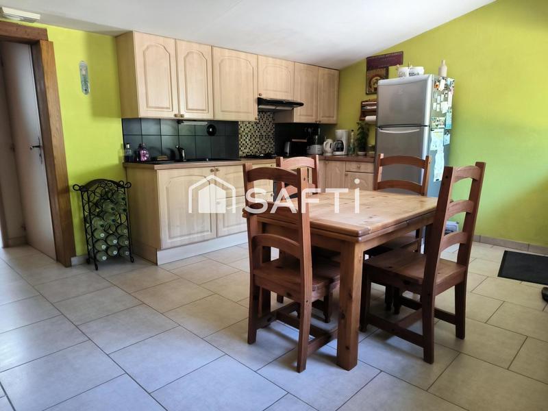 Maison - 140 m² - 5 pièces