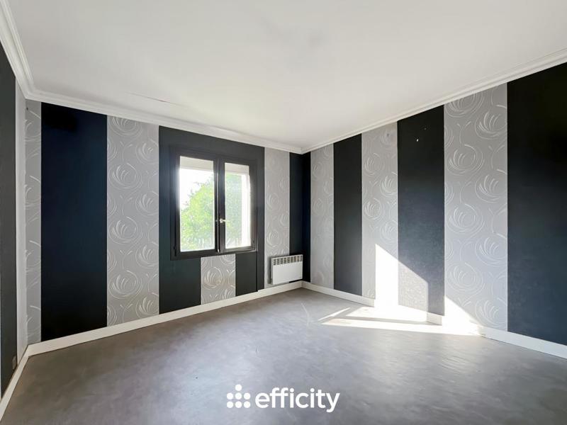 Maison - 215 m² - 8 pièces