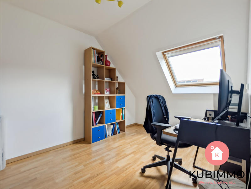 Maison traditionnelle - 121 m² - 6 pièces