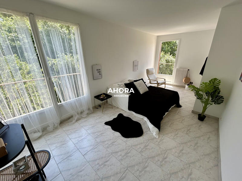 Appartement - 129 m² - 5 pièces