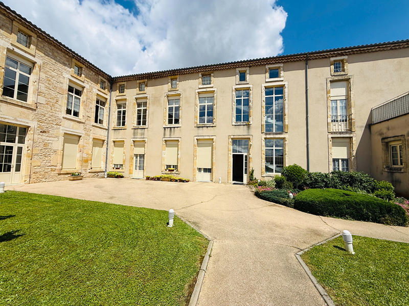 Appartement - 114 m² - 4 pièces