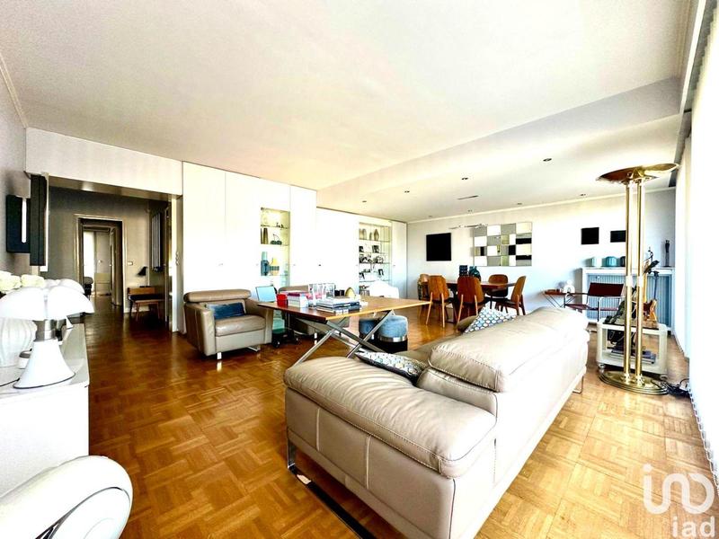 Appartement - 121 m² - 4 pièces