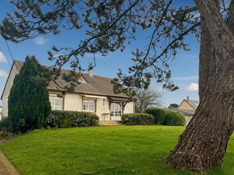 Maison traditionnelle - 81 m² - 4 pièces