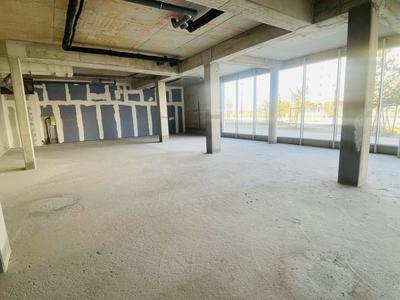 Local commercial - 233 m²