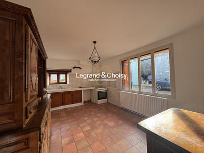 Maison - 112 m² - 4 pièces