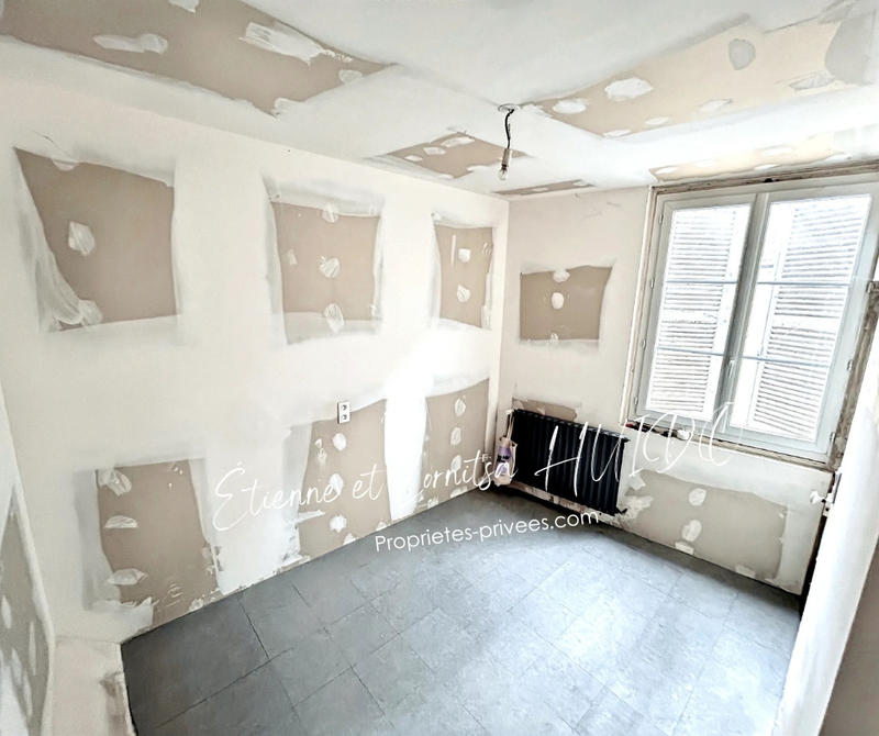 Immeuble - 159 m² - 7 pièces