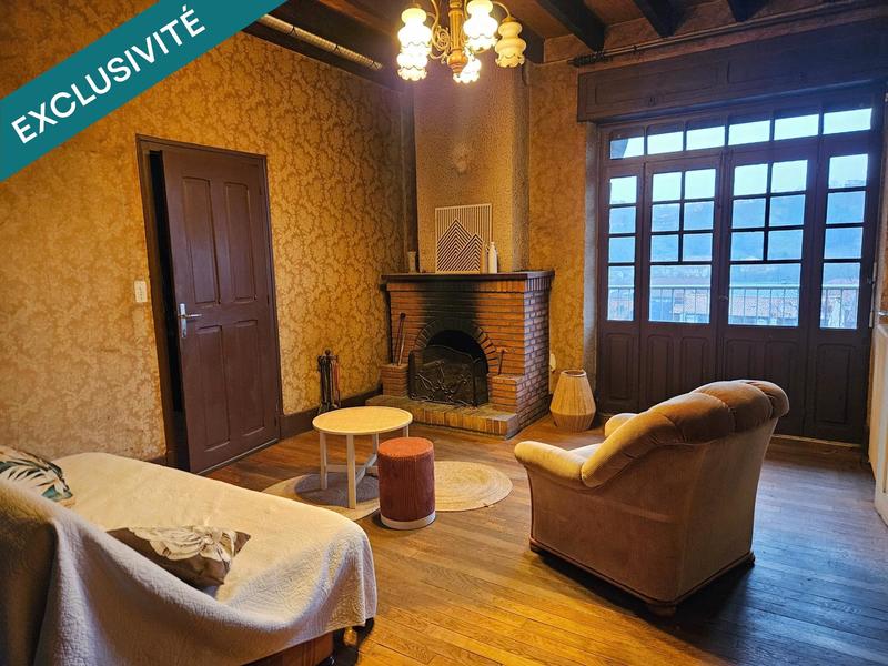 Maison - 260 m² - 9 pièces