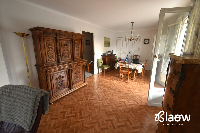 Maison - 92 m² - 6 pièces