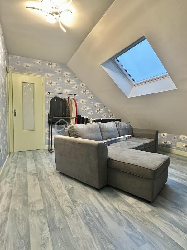 Pavillon - 150 m² - 7 pièces