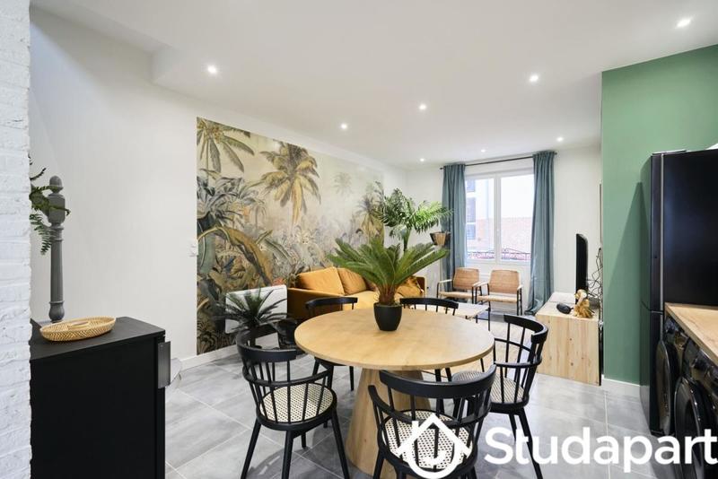 Chambre - 11 m² - 1 pièce