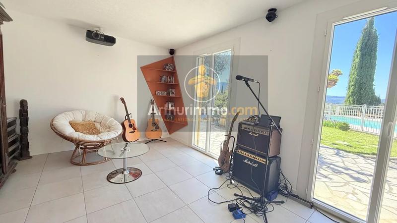 Maison - 185 m² - 7 pièces