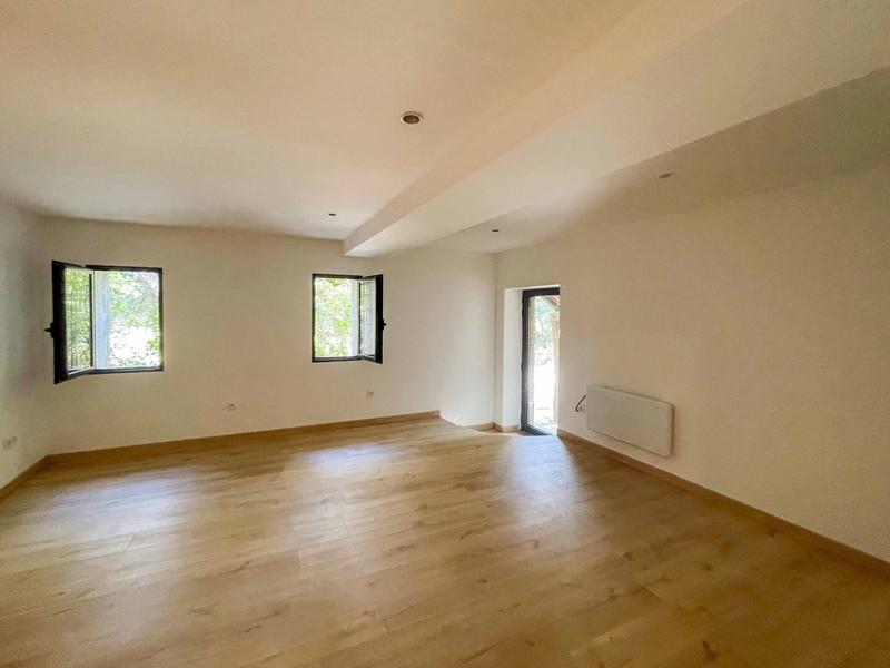 Maison en pierre - 178 m² - 6 pièces