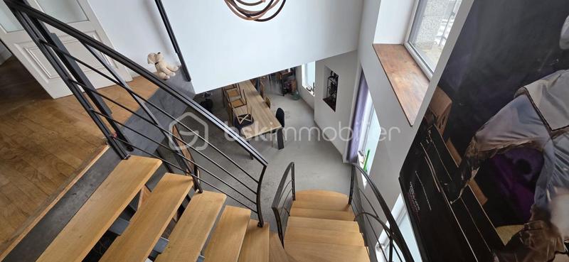 Maison - 266 m² - 10 pièces